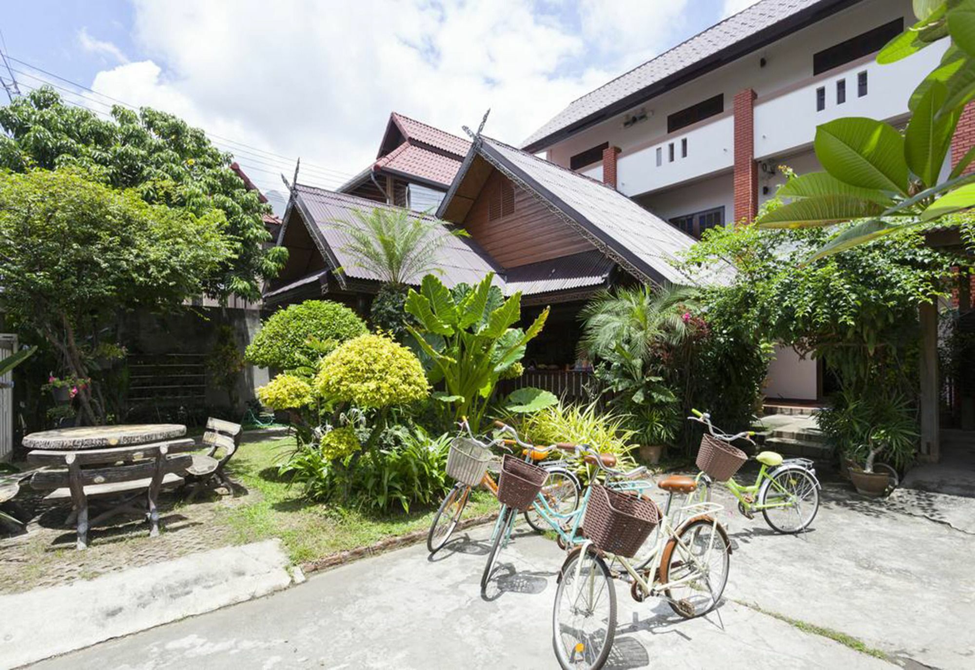 Little Home Guest House Chiang Mai Extérieur photo